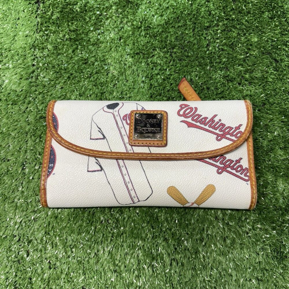 Dooney & Bourke MLB Washington Nationals Continental Wallet White Tri-Fold